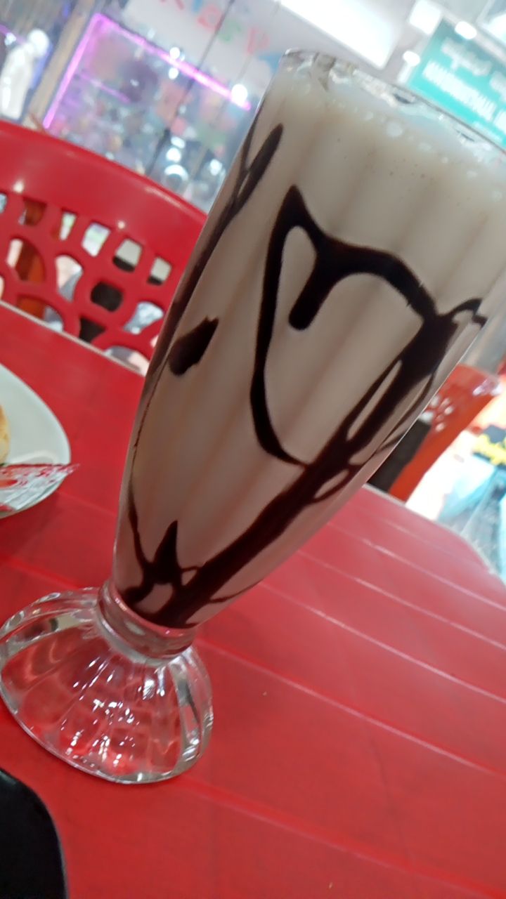 Shakes